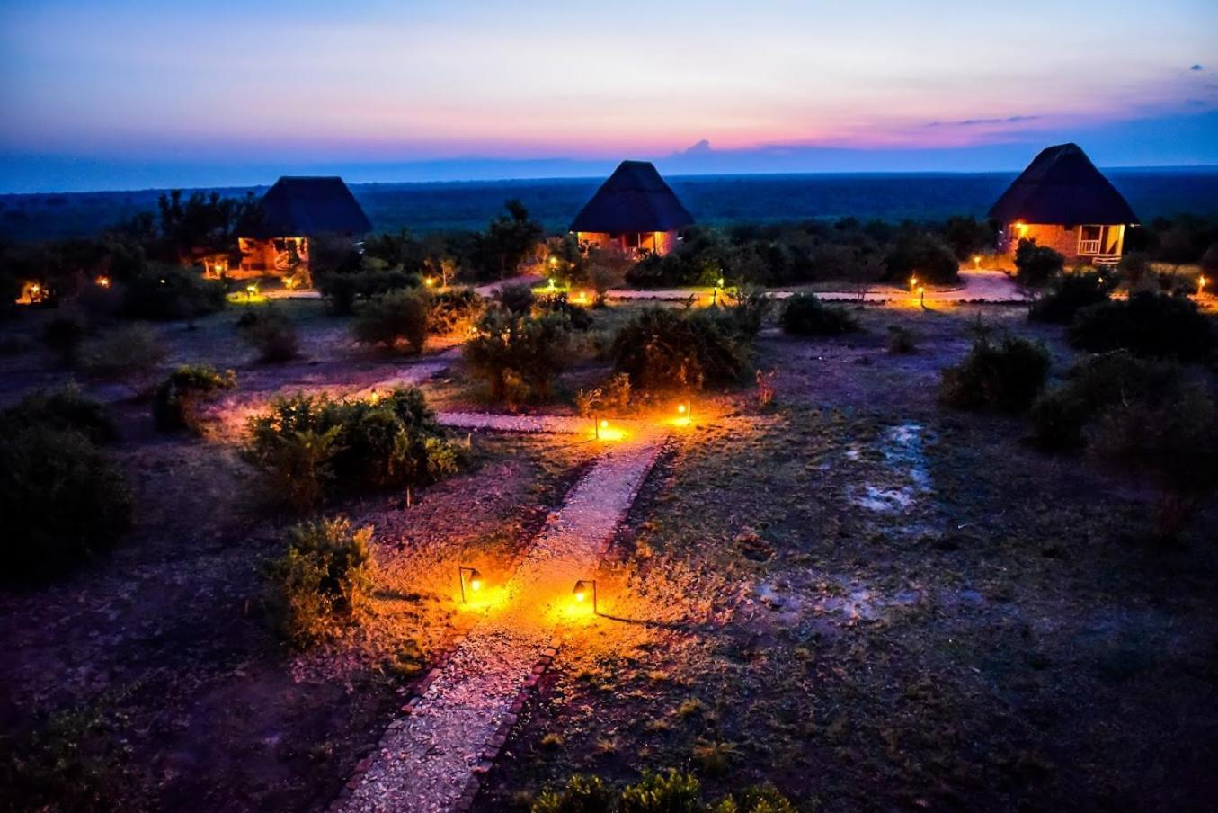 Tabingi Safari Cottages Katunguru ภายนอก รูปภาพ